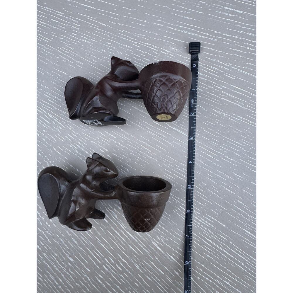 Squirrel Figurine with Flower Pots for Home Decor - Picture 9 of 10